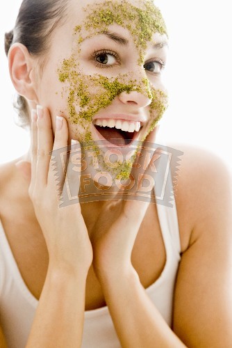 Jak zrobić ziołową maseczkę na twarz
