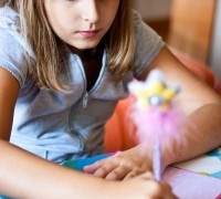 Jak nauczyć dziecko pisać opowiadania?