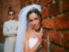 Jak dobrać biżuterię do panny młodej?